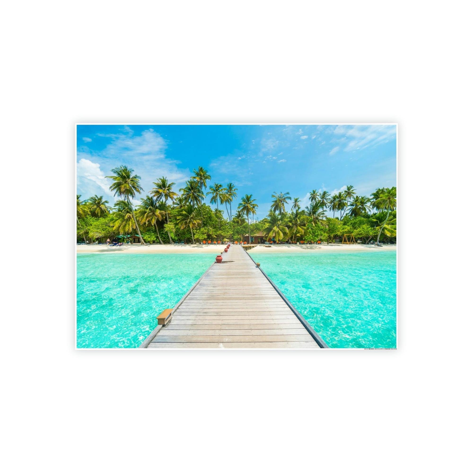Island Beach Coastal Paradise: Framed Canvas & Poster of a Picturesque Island Beach